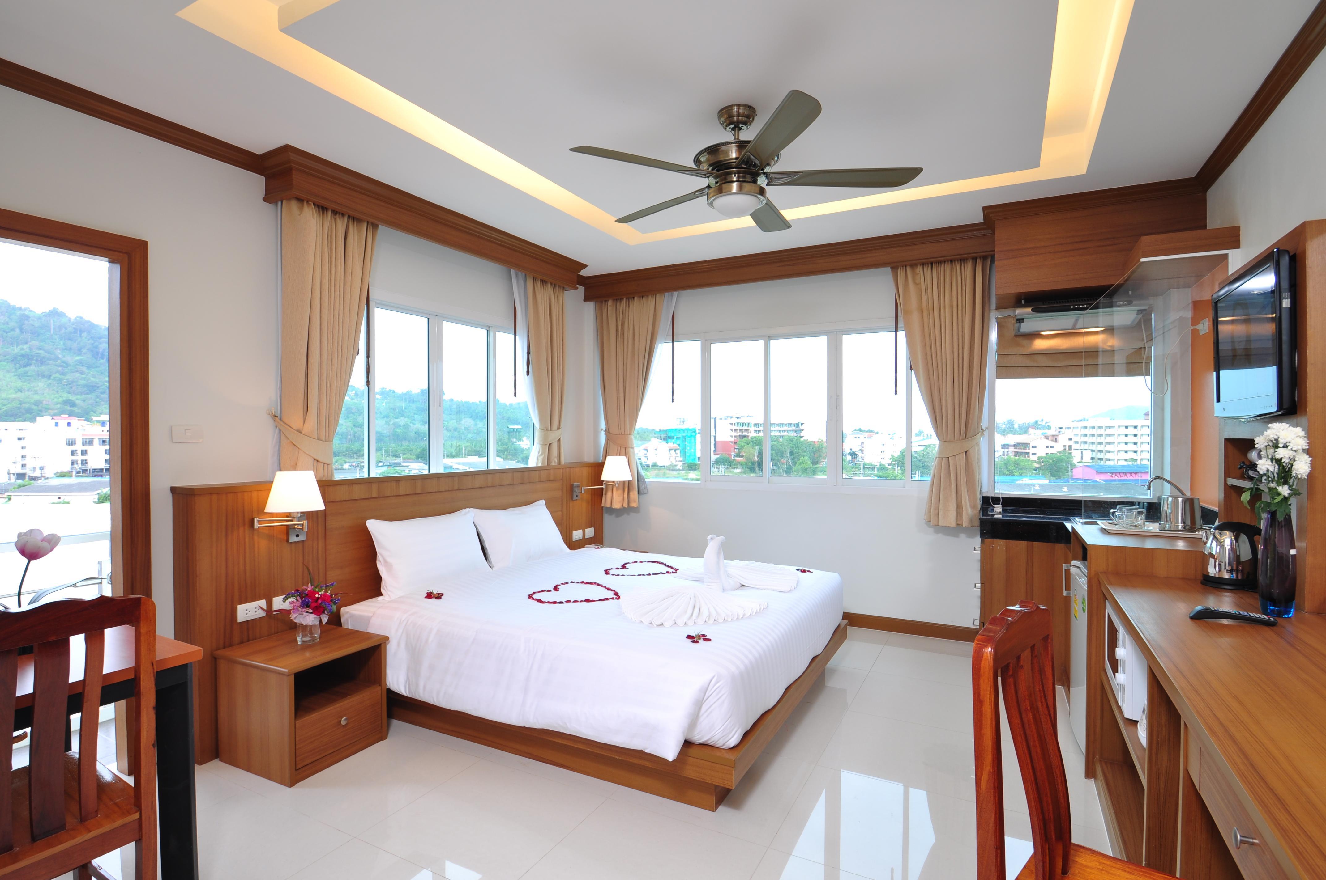 Green Harbor Hotel & Service Apartment Patong Kültér fotó