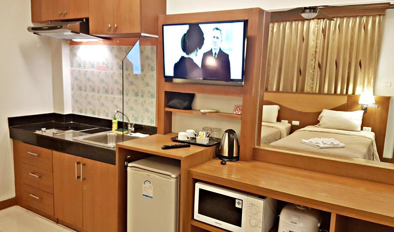 Green Harbor Hotel & Service Apartment Patong Kültér fotó