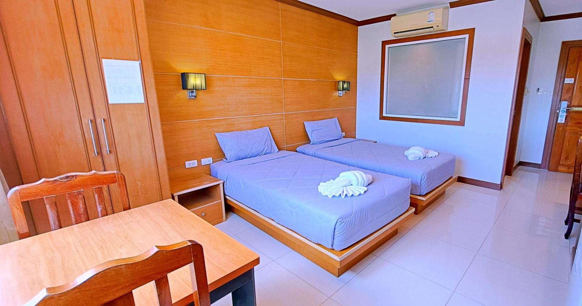 Green Harbor Hotel & Service Apartment Patong Kültér fotó