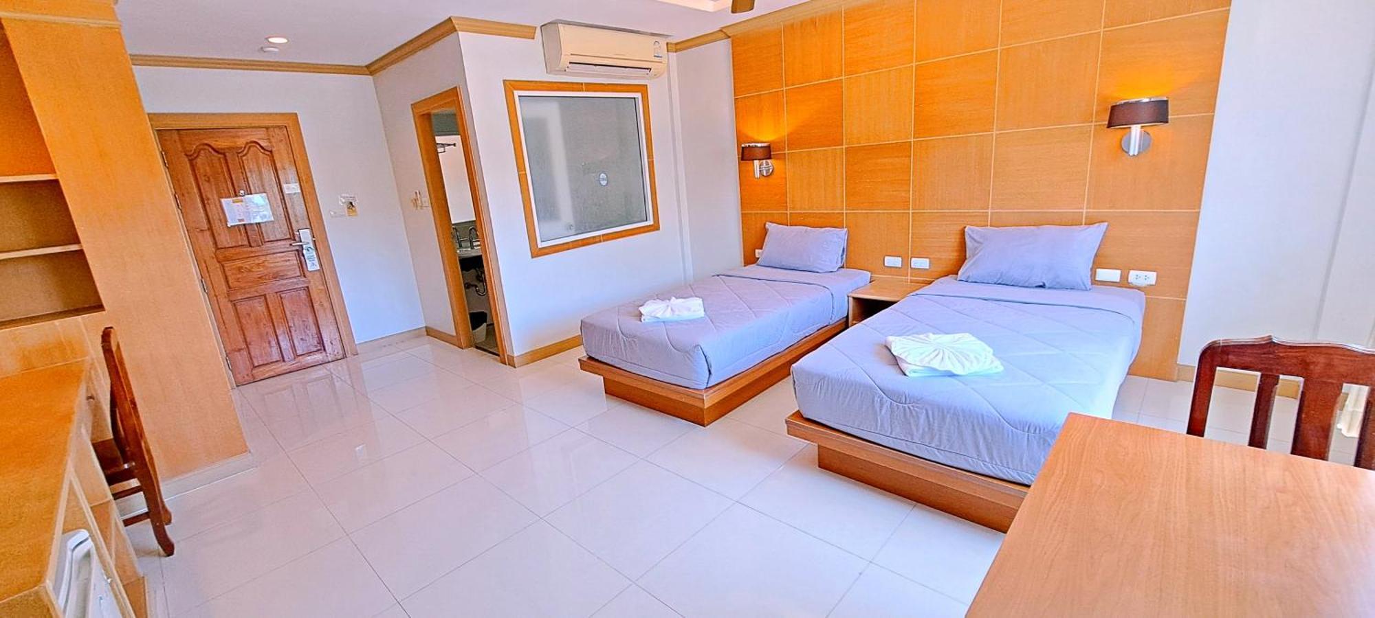 Green Harbor Hotel & Service Apartment Patong Kültér fotó