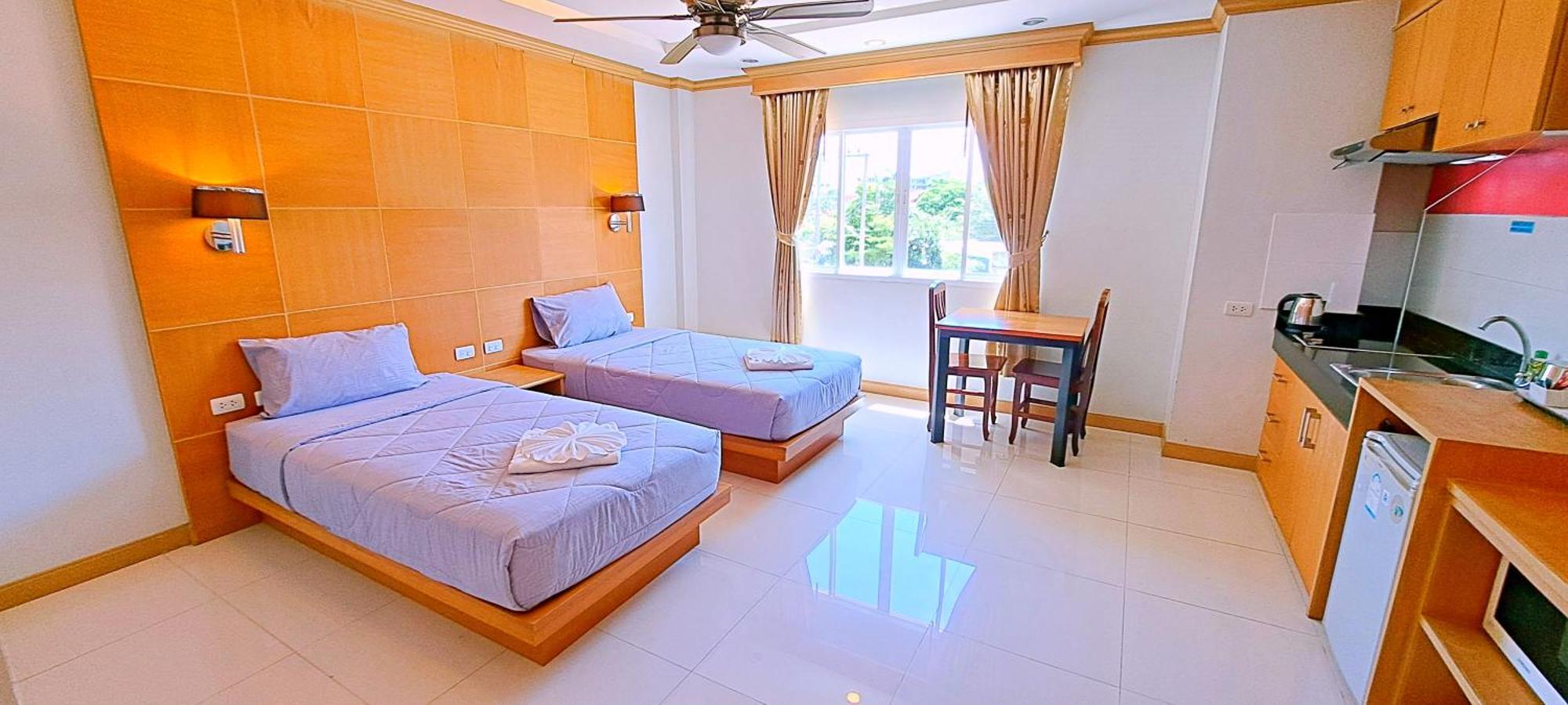 Green Harbor Hotel & Service Apartment Patong Kültér fotó